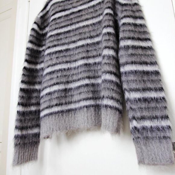 BNWT AW24 MARNI FUZZY WUZZY MOHAIR BRUSHED SWEATER 48 & 50 & 52 - Picture 7 of 16